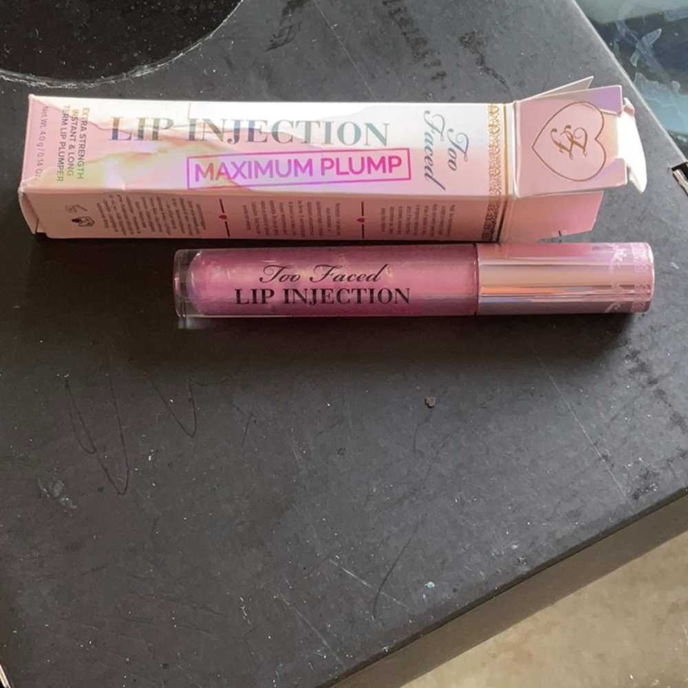 Too Faced Lip Injection Maximum Plump Extra Strength Lip Plumper Gloss, NIB